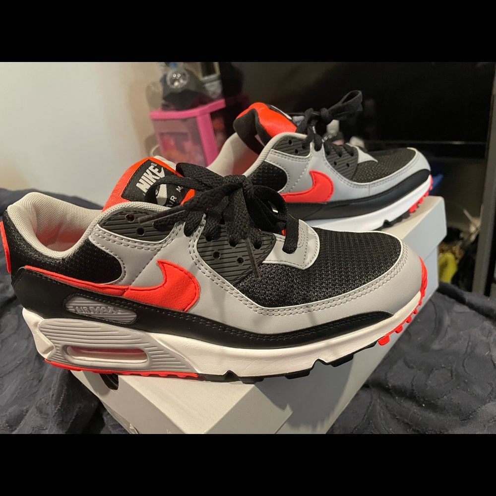 Nike Air Max MENS 8.5